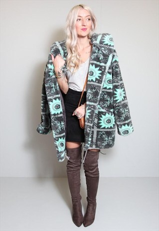 VINTAGE 1980'S GREY ABSTRACT PRINT SOFT FAUX FUR COAT