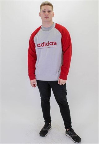 VINTAGE ADIDAS SWEATER
