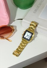 Vintage 1990s Mens Unisex Gold Tone Digital Wrist Watch With