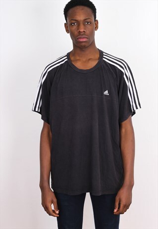 VINTAGE ADIDAS T SHIRT