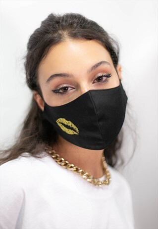 FACE COVERING. KISSES OF GOLD. EMBROIDERY