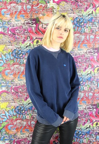 VINTAGE ADIDAS 90S SWEATSHIRT. BRANDED SPORTSWEAR.