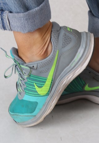 NIKE DUAL FUSION TRAINERS UK 5.5. EUR 39 (AECB)