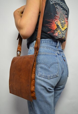 VINTAGE 70S TAN BROWN LEATHER SATCHEL SHOULDER BAG BOHO