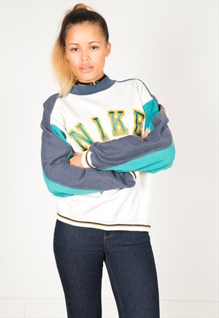 VINTAGE 90S NIKE SWEATSHIRT/ R0639