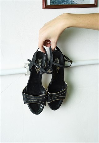 CUTE VINTAGE 70S RETRO TANGO FAUX LEATHER HIGH HEELS