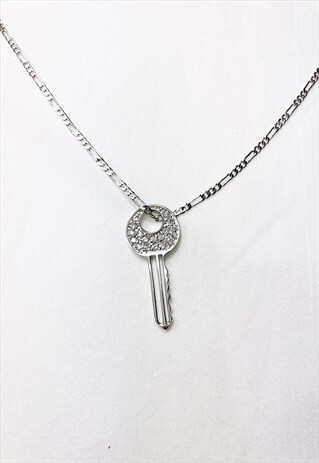 KEY NECKLACE