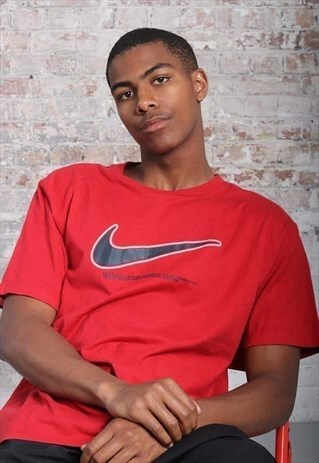 VINTAGE NIKE BIG LOGO T-SHIRT RED