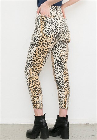 LEOPARD SKINNY MOM JEANS