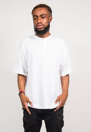 ADIDAS VINTAGE 90'S WHITE WAFFLE KNIT BUTTON COLLAR T-SHIRT