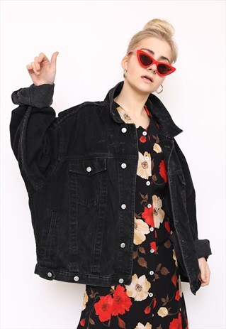 VINTAGE 90S BLACK DENIM OVERSIZED JACKET
