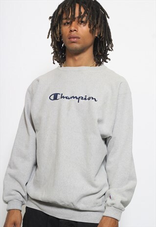 VINTAGE CHAMPION SWEATSHIRT