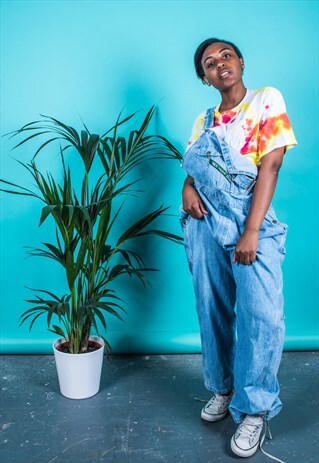 VINTAGE DUNGAREES IN BLUE DENIM WITH PAINT MARKS