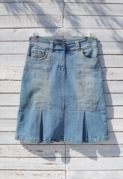 Vintage light blue blue pleated midi stretch denim skirt.