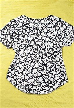 Vintage Shirt 90s Weird Print Rave Top in Monochrome