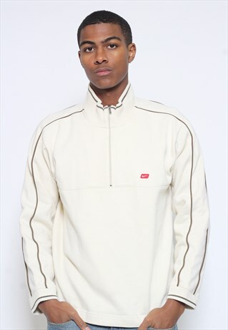 VINTAGE NIKE 1/4 ZIP SWEATSHIRT