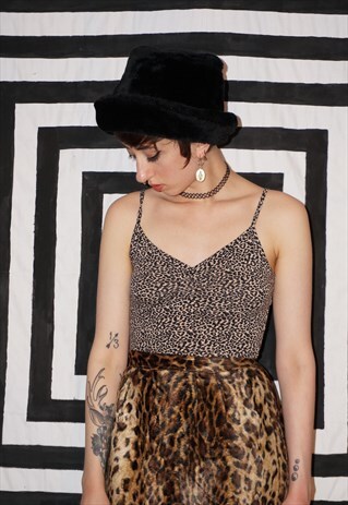 VINTAGE 90'S FLUFFY FAUX FUR BUCKET HAT
