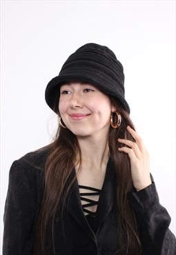 90s fleece Cloche Hat, vintage black women winter hat