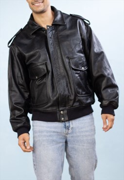 Vintage  Leather Jacket Bomber in Black L