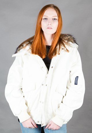 VINTAGE WOOLRICH COAT WITH FAUX FUR HOOD