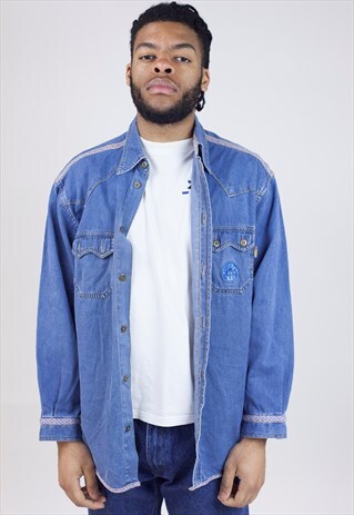 VINTAGE 90S MEDIUM WASH DENIM BLUE SHIRT