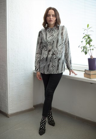 VINTAGE 80'S BLACK/WHITE PATTERNED SHIRT
