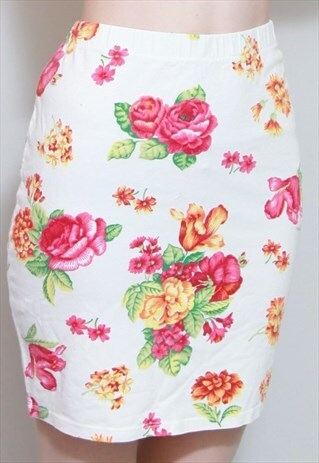 VINTAGE 1990'S COLOURFUL FLORAL PRINT BODY CON SKIRT.