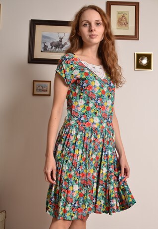 VINTAGE 80S FLORAL MIDI DRESS IN GREEN WITH LACE DETAIL