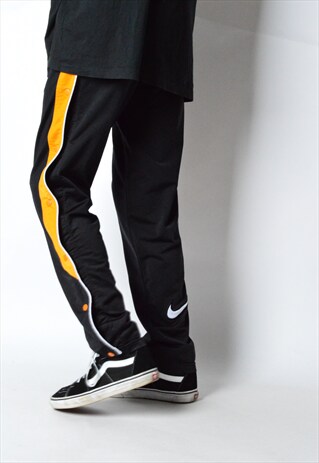 VINTAGE 90S BLACK NIKE SPORTS PANTS
