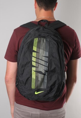 VINTAGE NIKE BACK PACK RUCKSACK BAG