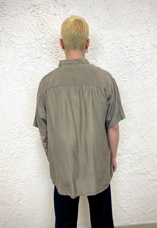 garment image