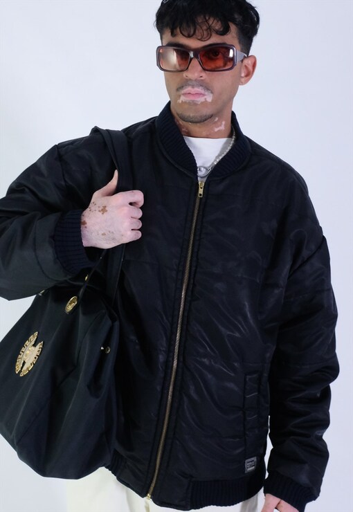 garment image
