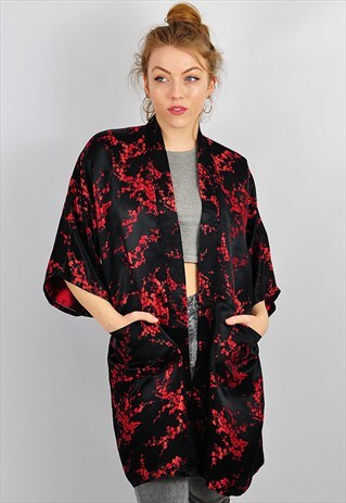 VINTAGE BLACK AND RED KIMONO FESTIVAL JACKET