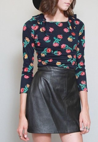 VINTAGE 1970'S NAVY RUFFLED ROSE PRINT TOP