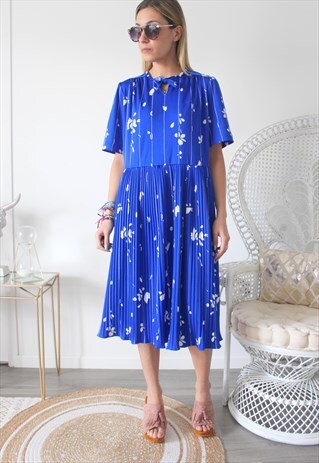VINTAGE DRESS
