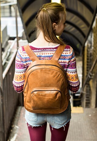 THE VINTAGE BROWN CITY BACKPACK