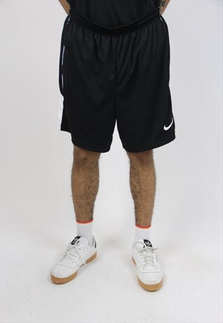 VINTAGE NIKE BLACK PATTERNED SPORT SHORTS