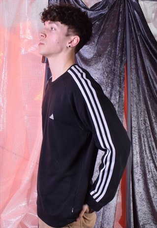 VINTAGE ADIDAS BLACK EMBROIDERED SWEATSHIRT