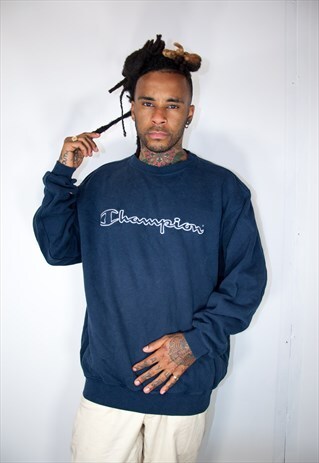 CHAMPION EMBROIDED VINTAGE SWEATSHIRT