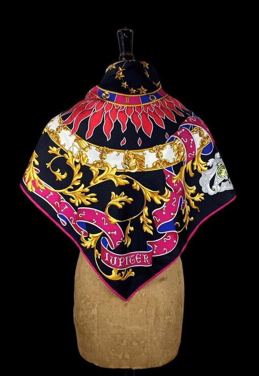 garment image
