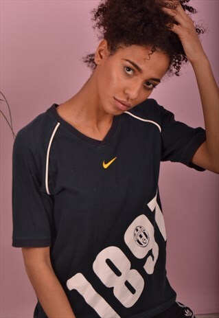 BLACK NIKE T-SHIRT GBT4307