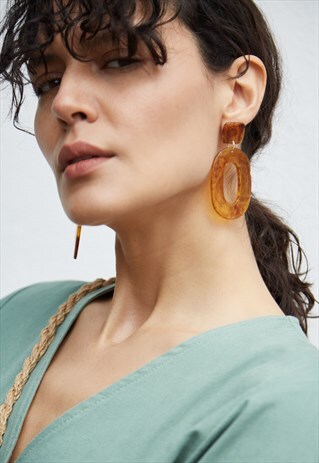 RICHMOND EARRINGS IN ORANGE BROWN ACETATE