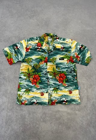 Vintage Hawaiian Shirt Flower and Ocean Patterned Shirt