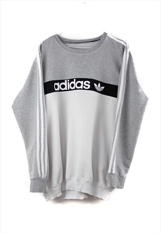 VINTAGE ADIDAS SWEATSHIRT IN GREY M