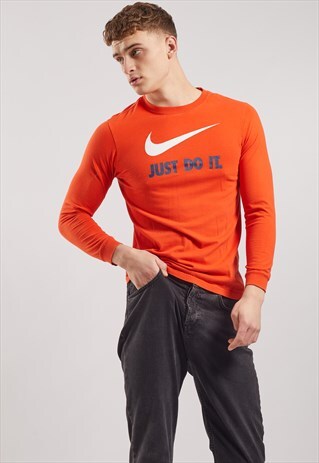 VINTAGE NIKE LONG SLEEVE TOP