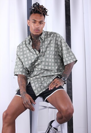 VINTAGE 90S GREEN CRAZY PRINT SILK SHIRT.UNISEX.FESTIVAL