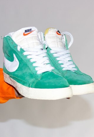 SUEDE NIKE BLAZER TRAINERS UK7
