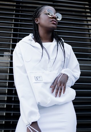 OVERSIZED WINDBREAKER HOODIE IN WHITE