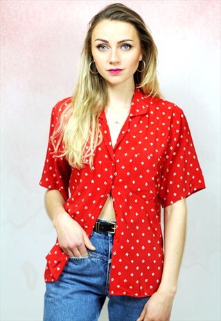1980S VINTAGE RED WITH WHITE SILKY SHORT SLEEVE BLOUSE
