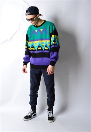 VINTAGE 90S COLOURFUL BOLD AZTEC KNIT JUMPER